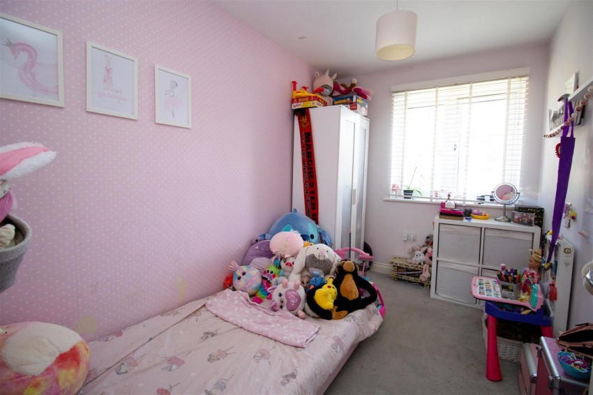 Images for Allamand Close, Church Crookham, Fleet
