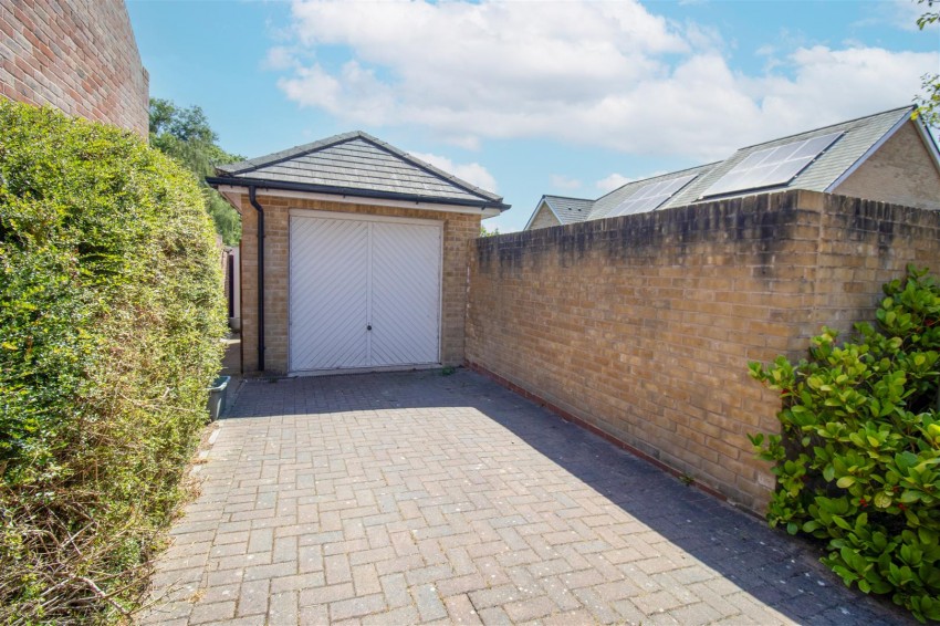 Images for Allamand Close, Church Crookham, Fleet