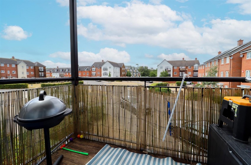 Images for Grenham Court, Church Crookham