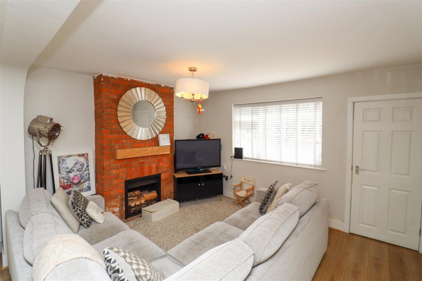 Images for Aldershot Road, Church Crookham, Fleet