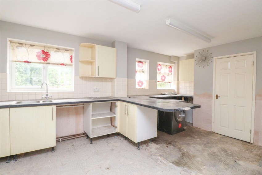 Images for Ryebeck Road, Church Crookham, Fleet