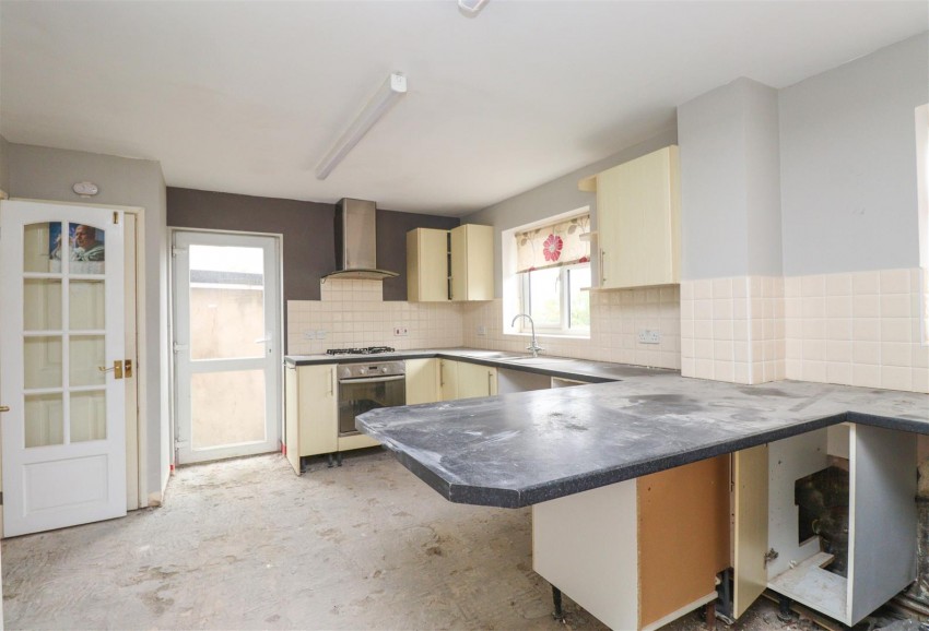 Images for Ryebeck Road, Church Crookham, Fleet
