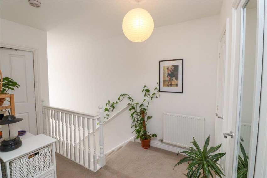 Images for Tudgey Gardens, Crookham Village, Fleet