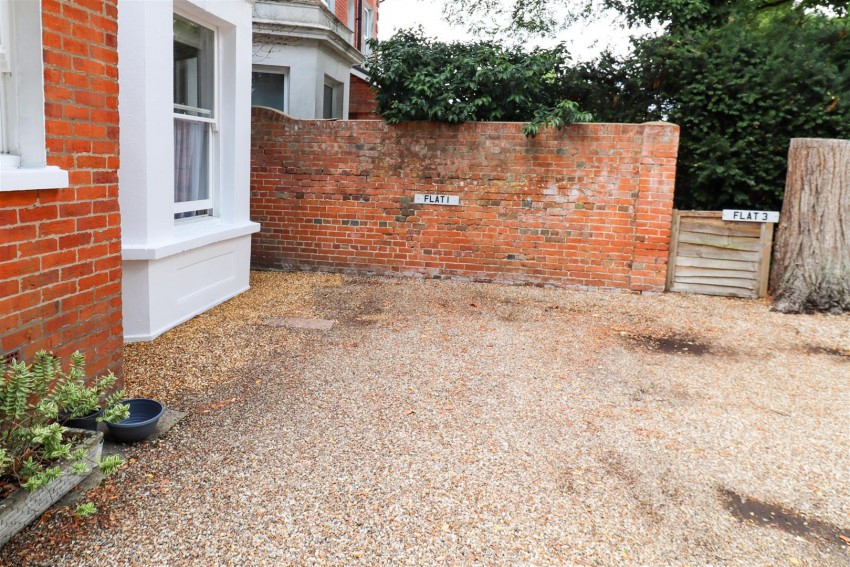 Images for Reading Road South, Fleet