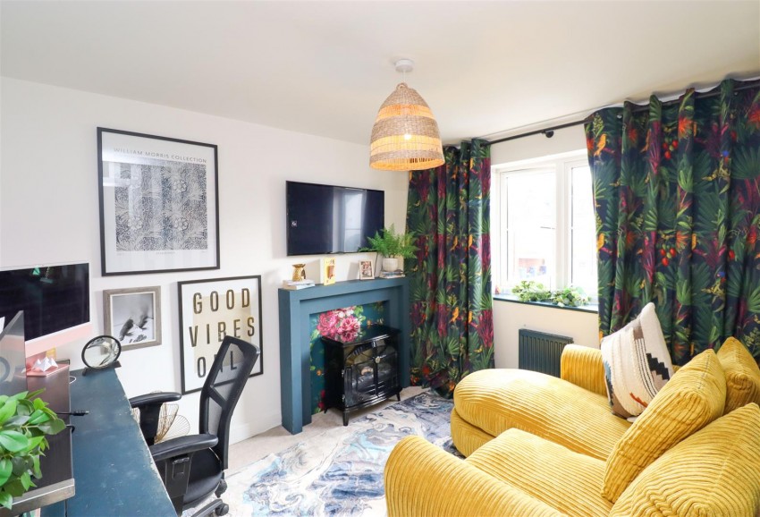 Images for Jubilee Drive, Church Crookham, Fleet