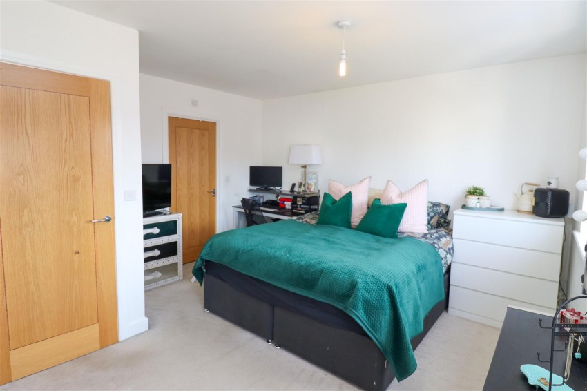 Images for Jubilee Drive, Church Crookham, Fleet
