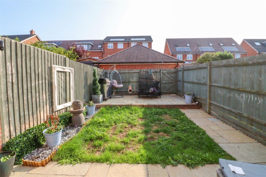 Images for Jubilee Drive, Church Crookham, Fleet