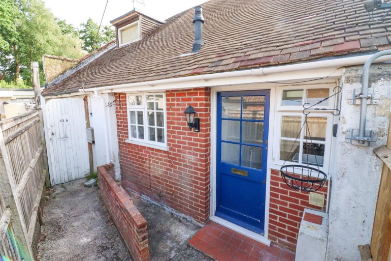 Basingbourne Road, Fleet