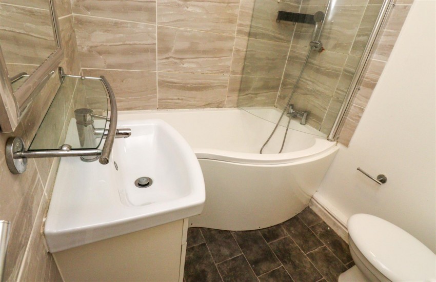 Images for Minley Road, Fleet