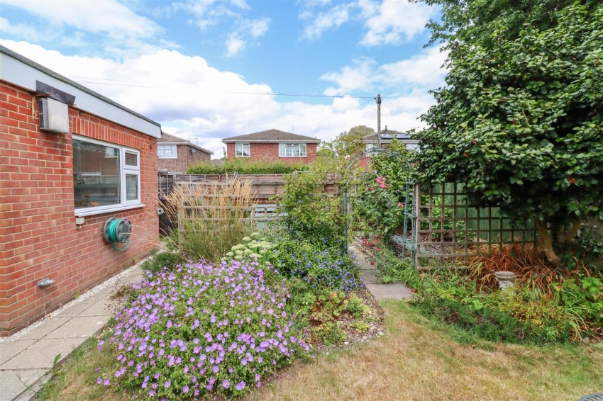 Images for Nursery Close, Fleet
