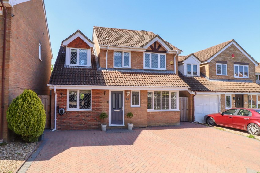 Images for Twisell Thorne, Church Crookham, Fleet