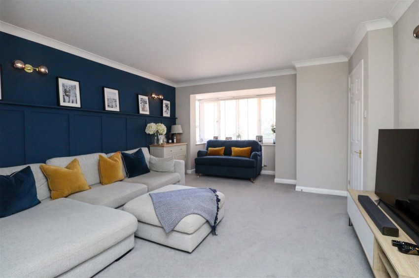 Images for Twisell Thorne, Church Crookham, Fleet