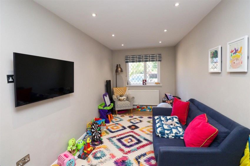 Images for Twisell Thorne, Church Crookham, Fleet