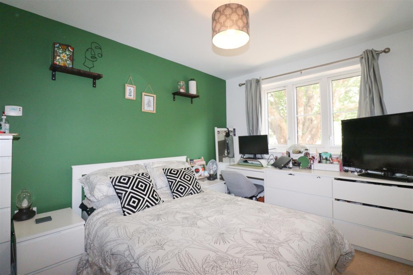 Images for Deadbrook Lane, Aldershot