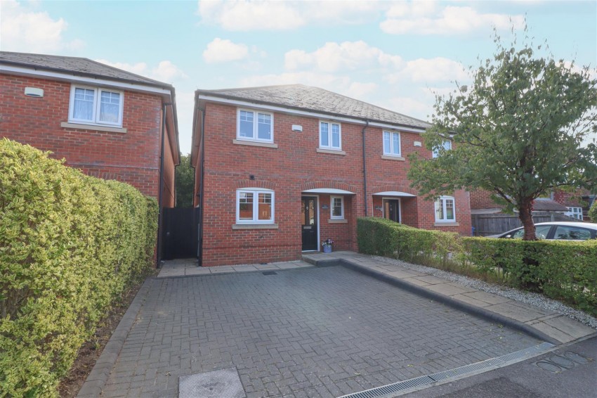 Images for Highfield Road, Farnborough