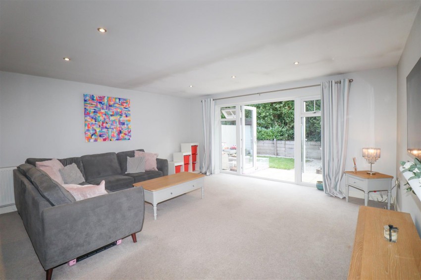 Images for Highfield Road, Farnborough