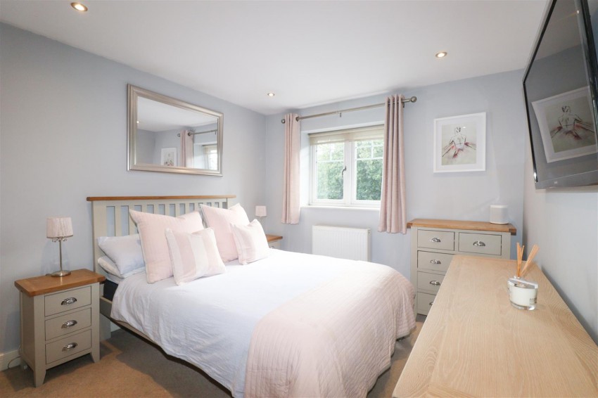 Images for Highfield Road, Farnborough