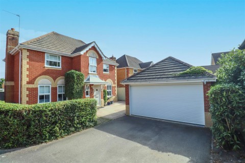 Leger Close, Church Crookham, Fleet