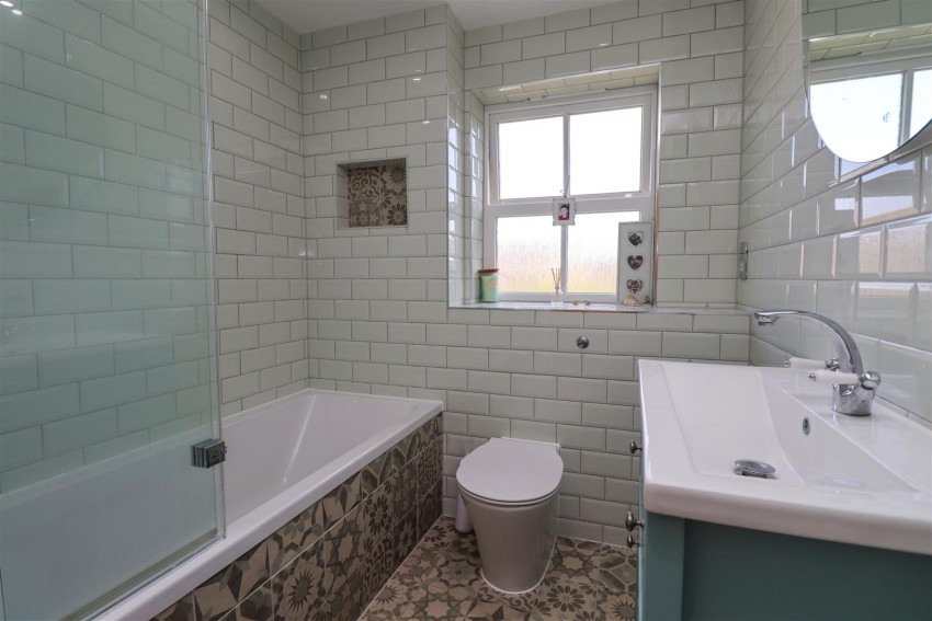 Images for Leger Close, Church Crookham, Fleet