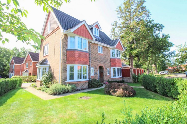 Kintbury Close, Fleet
