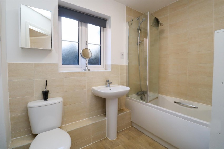 Images for Jubilee Drive, Church Crookham, Fleet