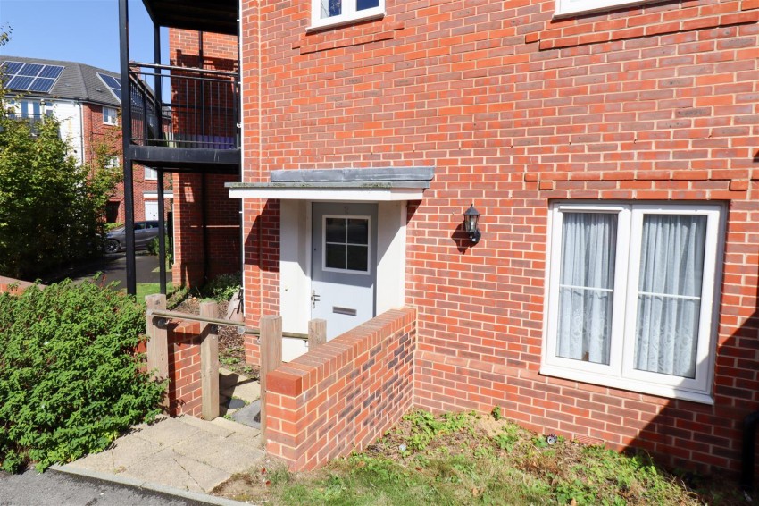 Images for Jubilee Drive, Church Crookham, Fleet