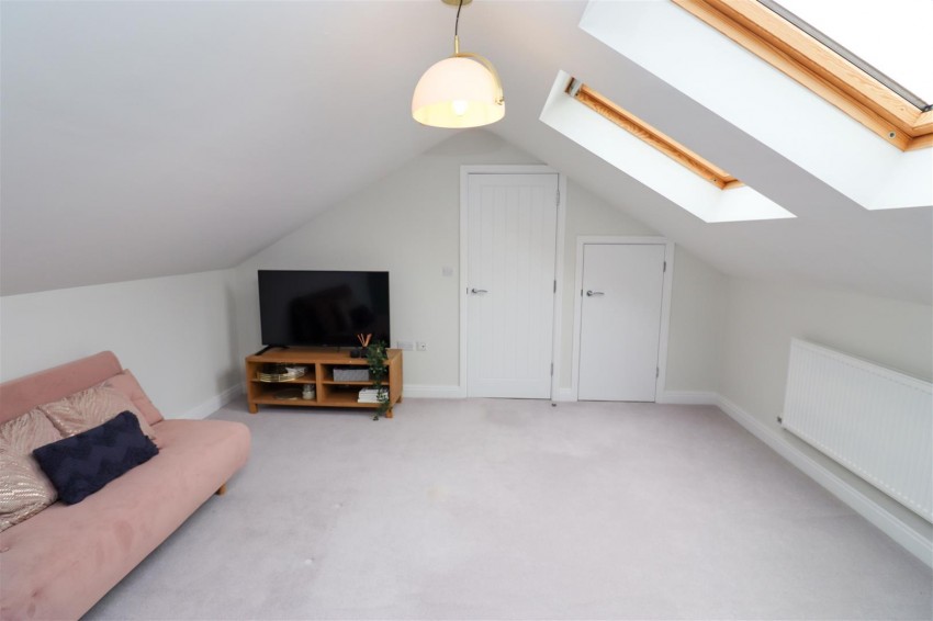 Images for Jolly Miller Close, North Warnborough, Hook