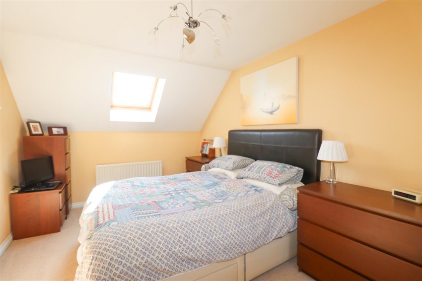 Images for Castle Close, Farnborough