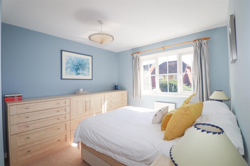 Images for Castle Close, Farnborough