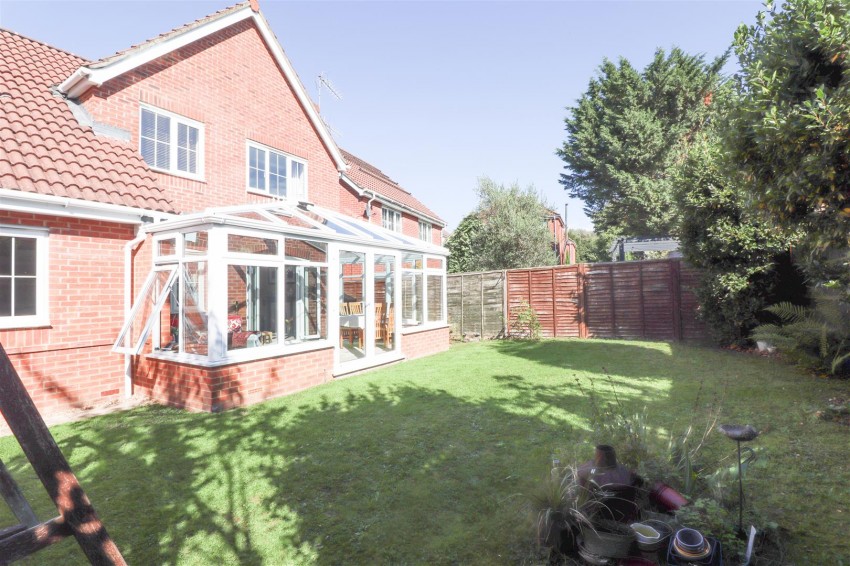 Images for Castle Close, Farnborough