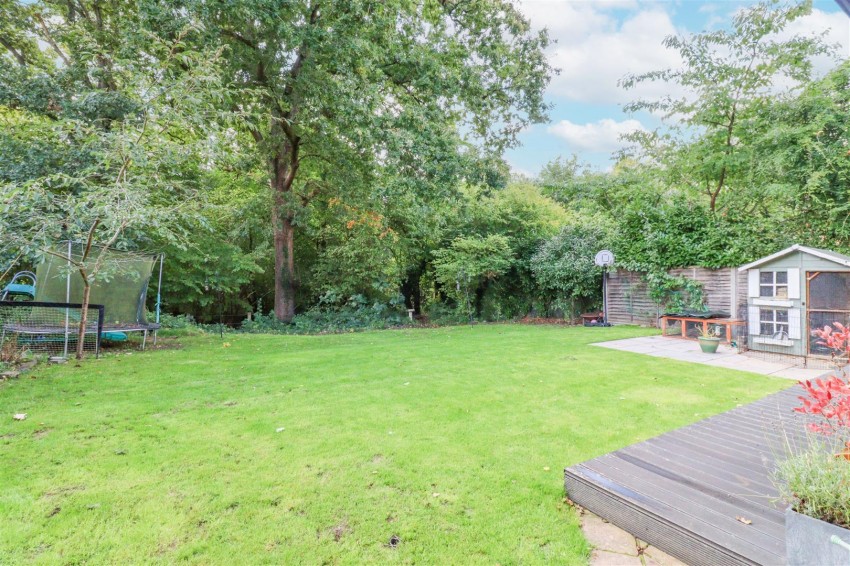 Images for Camus Close, Church Crookham, Fleet