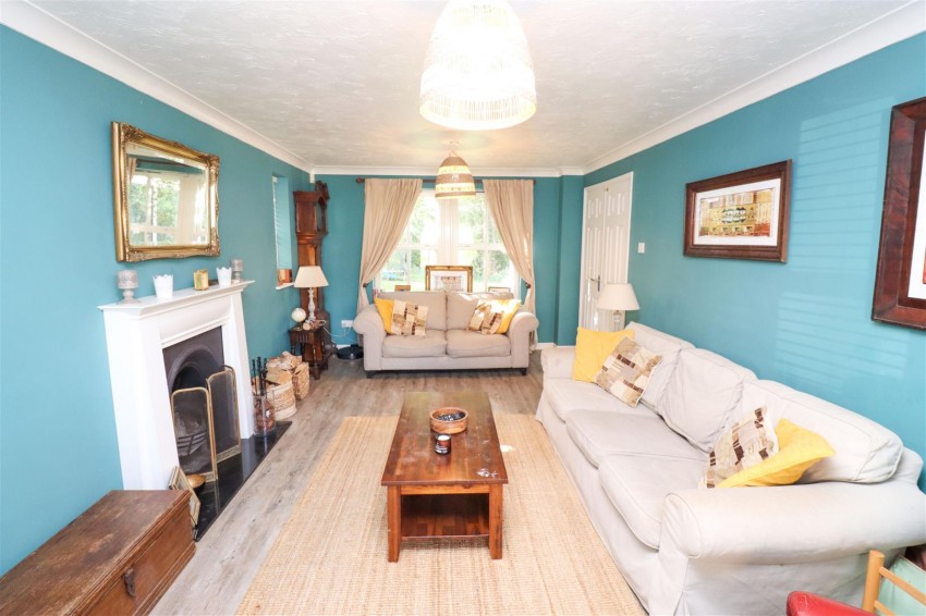 Images for Camus Close, Church Crookham, Fleet