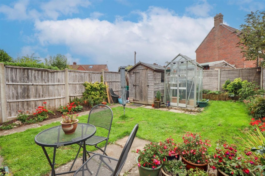 Images for Ravelin Close, Crondall