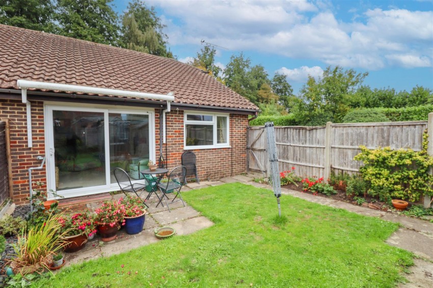 Images for Ravelin Close, Crondall