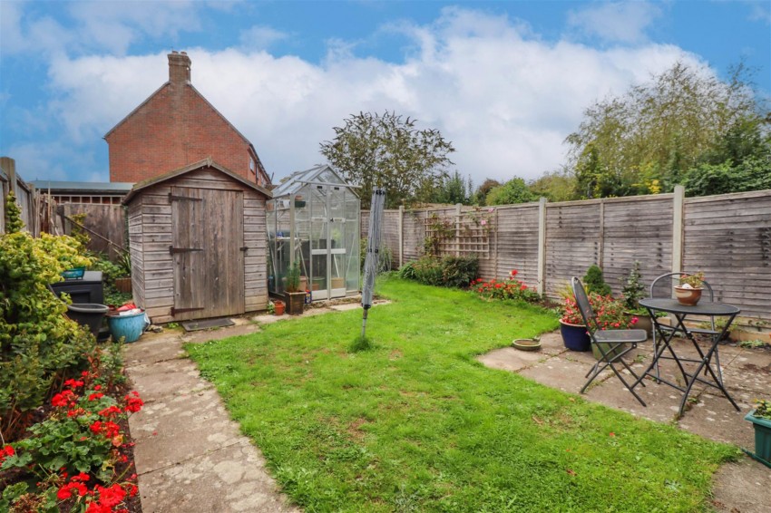 Images for Ravelin Close, Crondall