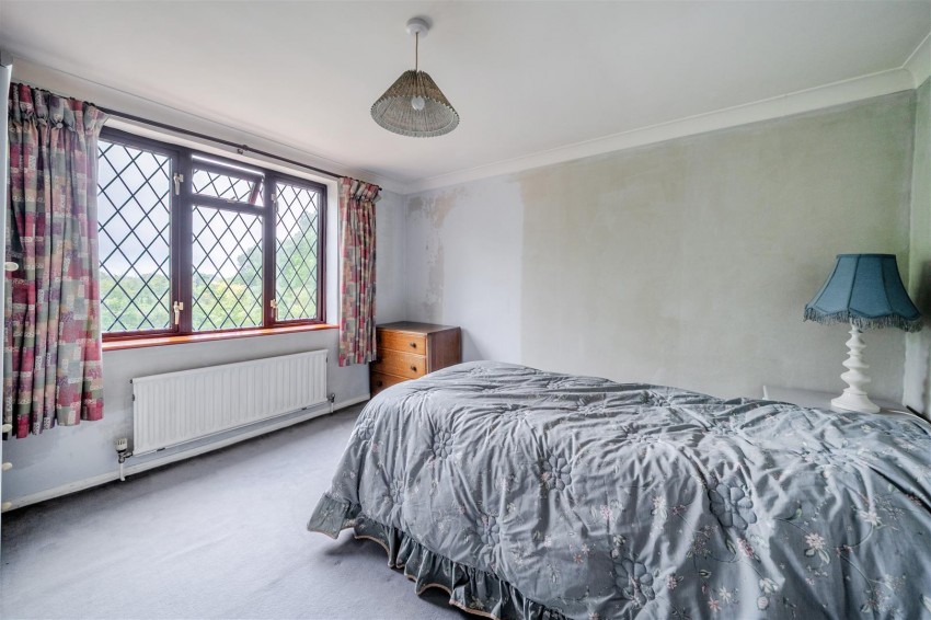 Images for Doras Green Lane, Ewshot, Farnham