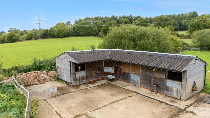 Images for Doras Green Lane, Ewshot, Farnham