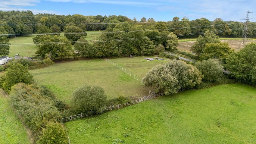 Images for Doras Green Lane, Ewshot, Farnham