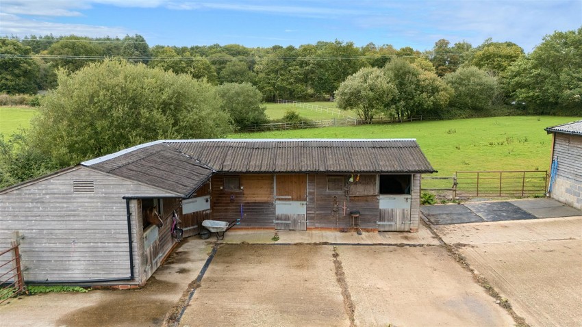 Images for Doras Green Lane, Ewshot, Farnham