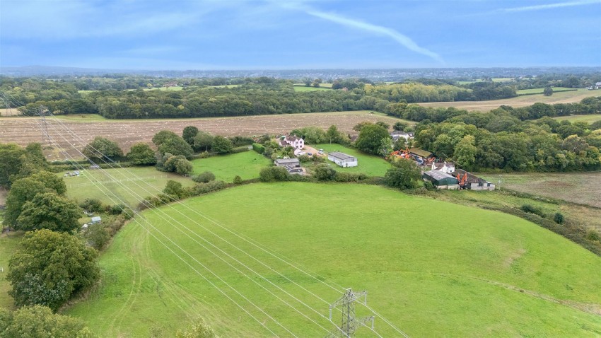 Images for Doras Green Lane, Ewshot, Farnham