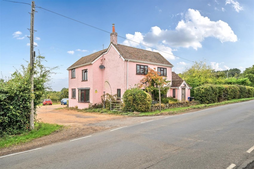 Images for Doras Green Lane, Ewshot, Farnham