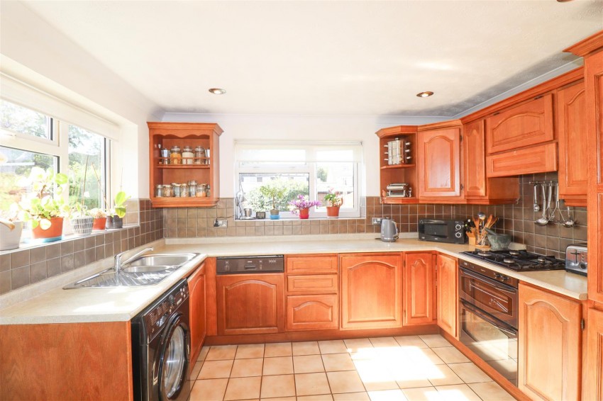 Images for Harvey Road, Farnborough