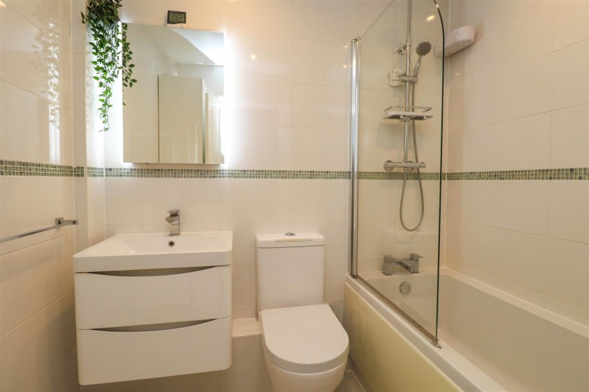 Images for Bechin Close, Church Crookham, Fleet