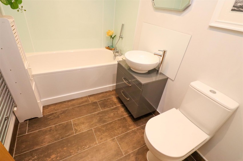 Images for Walker Close, Church Crookham, Fleet