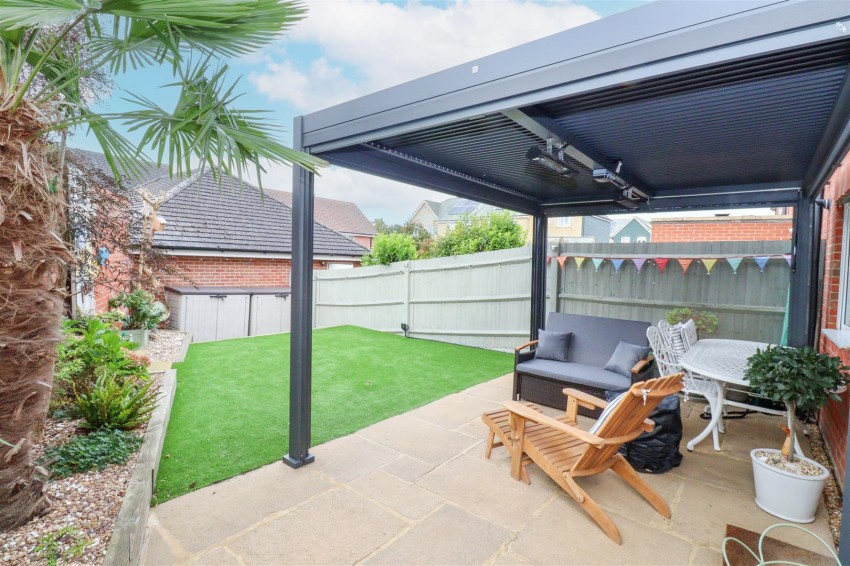Images for Walker Close, Church Crookham, Fleet