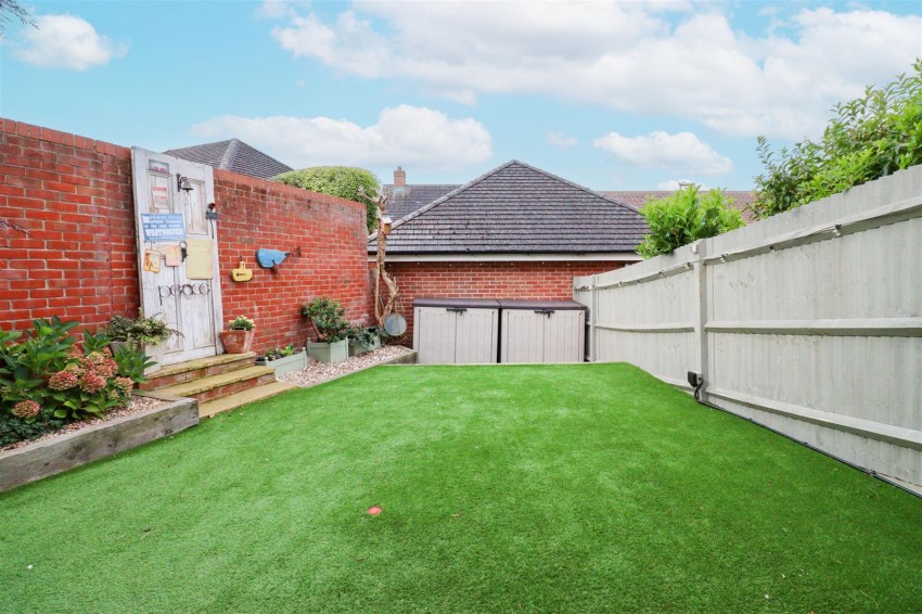 Images for Walker Close, Church Crookham, Fleet