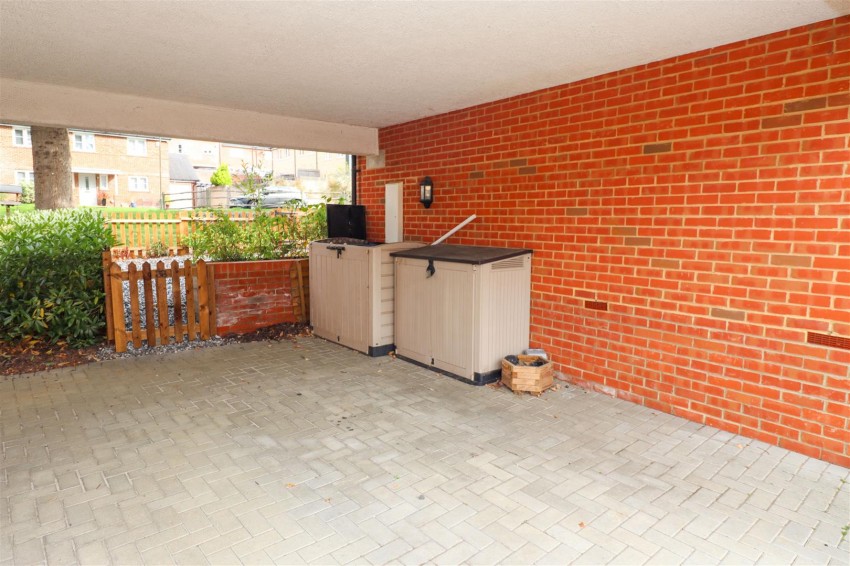Images for Nugent Close, Church Crookham, Fleet