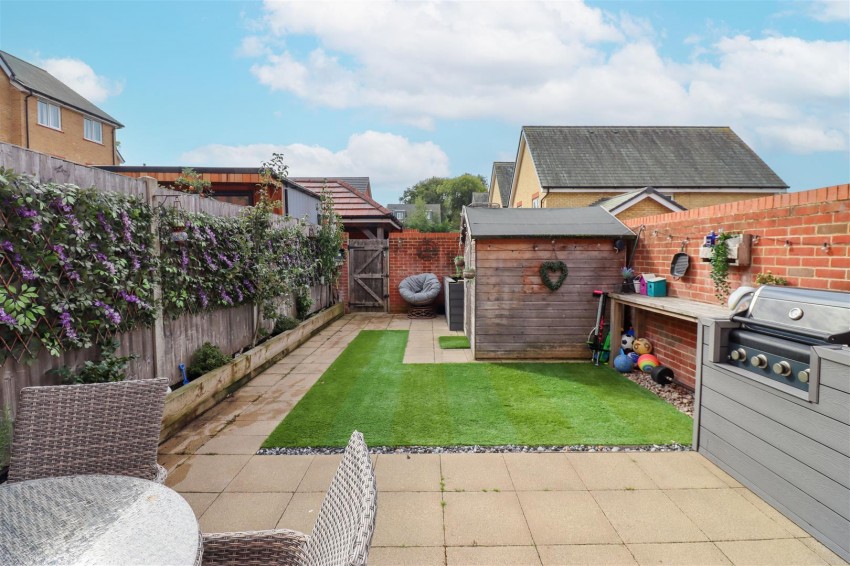 Images for Nugent Close, Church Crookham, Fleet