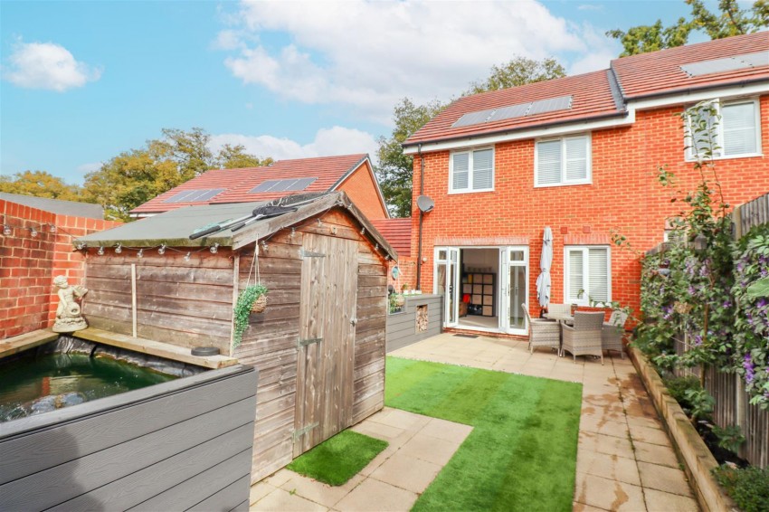 Images for Nugent Close, Church Crookham, Fleet