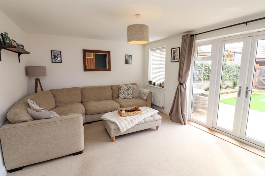 Images for Nugent Close, Church Crookham, Fleet